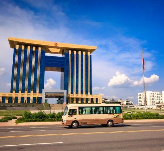 Bus Wisata Semarang untuk Mengunjungi Tempat Wisata Populer